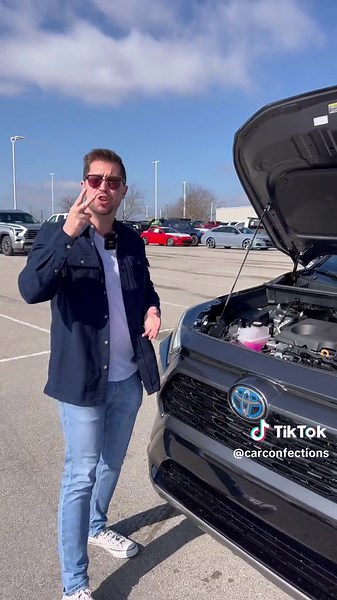 2024 Toyota RAV4 Hybrid XSE Review: Is it the Best RAV4?