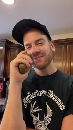 Let’s make kiwi pickles #tiktokrecipe #pickled #pickling
