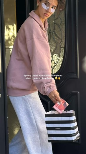ICYMI you can now order Rare Beauty from Sephora on the @UberEats app👀