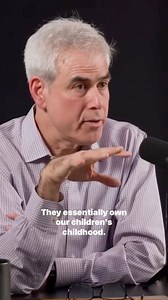 📢 Join us for an eye-opening evening with Jonathan Haidt! 📢 In his A&L lecture, the renowned social psychologist and bestselling author will delve into the mental health challenges facing Gen-Z. He will present more than a dozen mechanisms by which this “great rewiring of childhood” has interfered with children’s social and neurological development - covering everything from sleep deprivation to attention fragmentation, addiction, loneliness, social contagion, social comparison and perfectioni