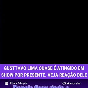 Gusttavo Lima estava fazendo um show no último sábado (7), quando um fã arremessou uma caixa de chocolates para o cantor. O presente quase acertou o Embaixador no rosto, mas ele não ficou bravo com a situação. Pelo contrário. Gusttavo teve jogo de cintura, recebeu o presente e ainda agradeceu. Na internet, além de os fãs parabenizarem o cantor pela postura, ainda elogiaram o "reflexo de ninja" que ele teve para desviar dos chocolates. | Kaká Novelas