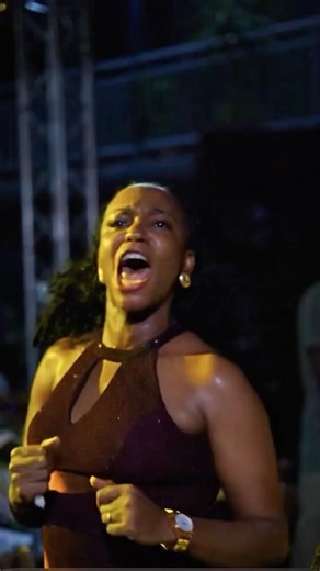 #viral #music #dance #stitch #funny #comedyshorts #shorts