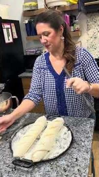 Making REALLY EASY French bread at home from scratch. #bread #easyrecipe #baking #cooking #food