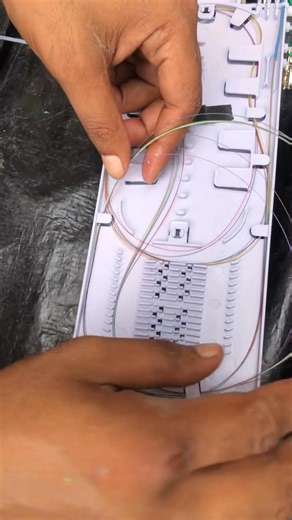 50K views · 543 reactions | Fiber Optic Splicing with a Fujikura Machine is a Process of joining | ROAD LIFE | Facebook