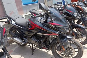 Bajaj Pulsar F250 Price - Images, Colours & Reviews
