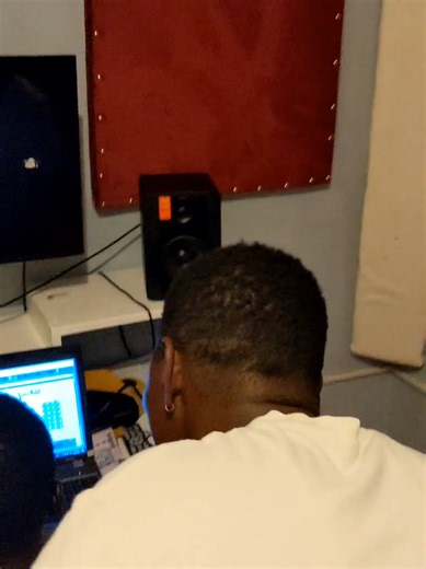 KARIBU MATALENT ONLINE FILM CLASS AMBAPO UTAJIFUNZA UIGIZAJI NA NAMNA YA KUKIFANYA KIPAJI KIWE BIASHARA