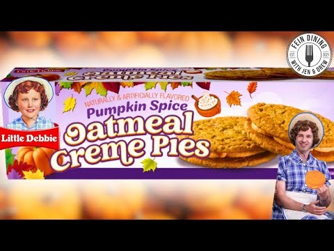 LITTLE DEBBIE Pumpkin Spice Oatmeal Creme Pies Review 🎃 Hail to the Queen, Baby 👑
