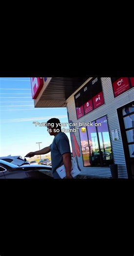 mo money more fun 😂 #gambling #ferrari #geld #meme