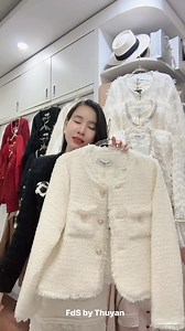 317 reactions · 14 shares |  SIÊU SALE TOÀN BỘ ÁO KHOÁC DẠ TWEED...