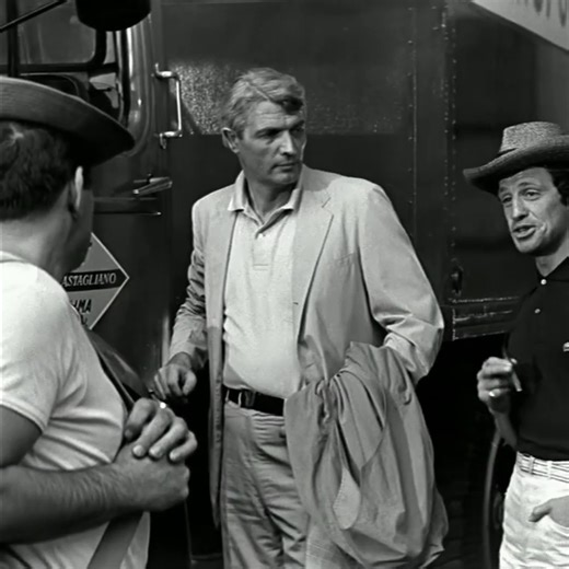 Cent mille dollars au soleil (1964) - Son premier amour c'était un camion | Ma musique française