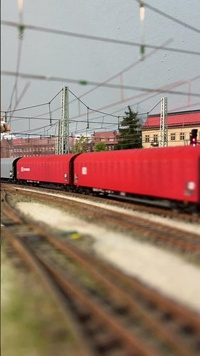 Beacon 193 800 von Roco mit Schiebeplanenganzzug #modellbahn #modelrailroad #1zu87 #h0 #train
