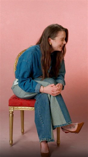 shondaland on Instagram: "Bet you never thought you'd hear Tamagotchi and Bridgerton in the same sentence, but leave it to Claudia Jessie going down memory lane from when Bridgerton all started! We asked the cast to tell the season one versions of themselves what they wish they’d known back then 💌 For more fun videos with our cast, check out our YouTube channel! #Bridgerton"