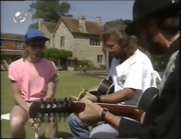 BEE GEES: Live Acapella Performance of 'To Love Somebody'