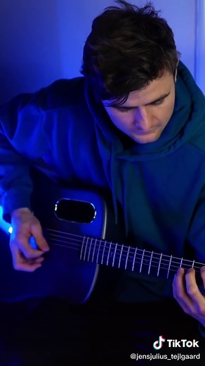 Exploring a SMART Guitar with Jens Julius Tejlgaard