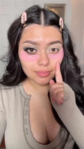 Easy eyeshadow tutorial! #makeup #eyeshadowtutorial #eyeshadow