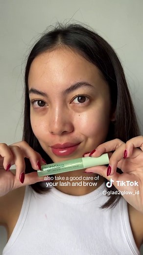 Eye Care Tips for a Glowing Skin Routine