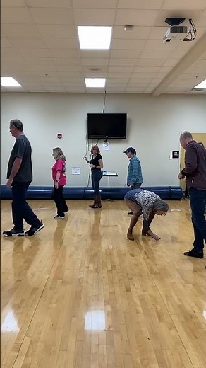 How to do the Electric Slide