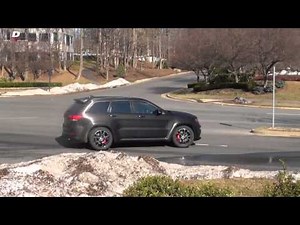 Jeep SRT8 Grand Cherokee Acceleration