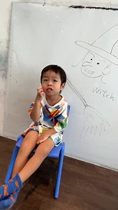 SHEK MUN [Sun] Blabber Bee 1000 - 1100 Here is an interview with Matthew about Halloween :) | Easy Peasy | Facebook