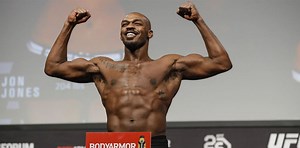 Yan names the best fighter in UFC