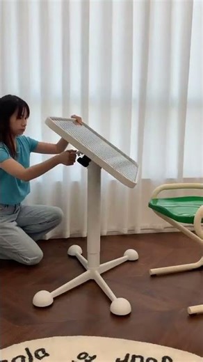 くつろぎながら作業できる✨昇降＆角度調整できるサイドテーブル#サイドテーブル #昇降テーブル #キャスター付き #在宅ワーク #shorts #cuumy