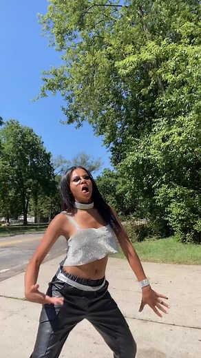 Brooklyn queen (@brooklynqueen3)’s videos with