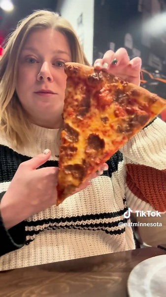 Discover Elmars NY Pizza in Plymouth, MN