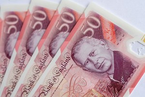 What is the current account switch service and how can you use it to earn money?