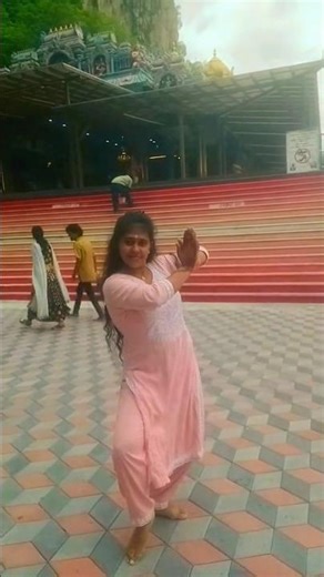 Sandun kapuru sulan rode...🧚❤️🙏#1millionviews #vairalvideo #youtubeshorts #dance #malaysia