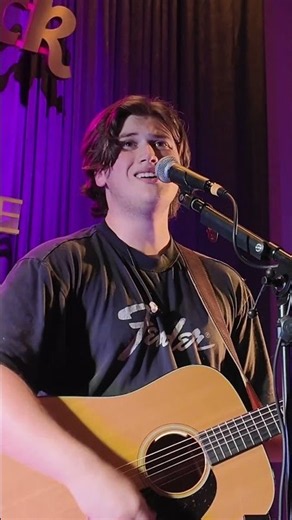 The last Noah Kahan song I'll ever play at this venue — Orbiter (Live Cover)