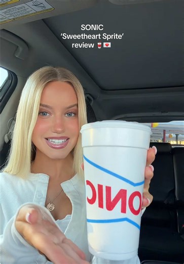 had to get the viral ‘sweetheart sprite’ from Sonic, so let’s review it!! 🥤💌 @SONIC Drive-In #sweetheartsprite #valentinesday #valentinesdaydrink #sonic #fyp