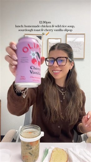 119K views · 1K reactions | What I ate in a day at work 懶 fiance packed it edition haha | Elaina Michelle FanPage | Facebook