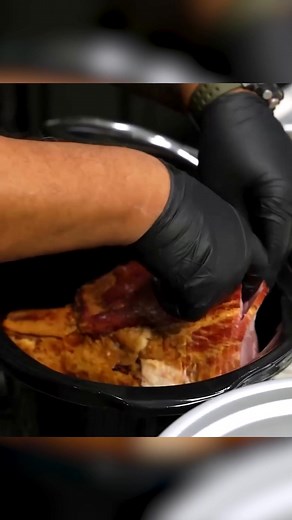 49K views · 560 reactions | Ever Tried Peach-Glazed Ham? #thanksgivingfeast #holidayham #sweetheat | Smokin' and Grillin' with AB | Facebook