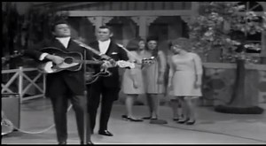 Johnny Cash - Ring of Fire | GoldenMusic