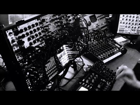 TANGIE - 1,5hr improvised modular techno (live) 004