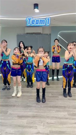 Team 1 or Team 2? | Follow Me | Resenha na Laje Dance Trend #trending #tiktok