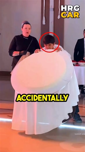 Waiter drops cake, crowd dances instead! 🎂💃 | Heritage Cars