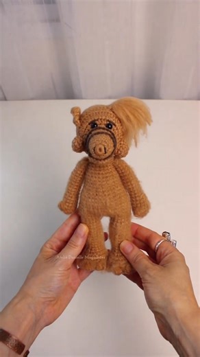 Alf, the Alien Amigurumi Pattern #alfthealien #amigurumialf #crochetAlf