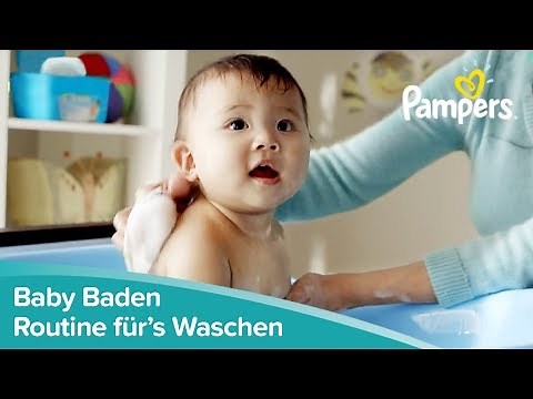 Baby Baden: Routine für's Waschen & Wickeln | Pampers