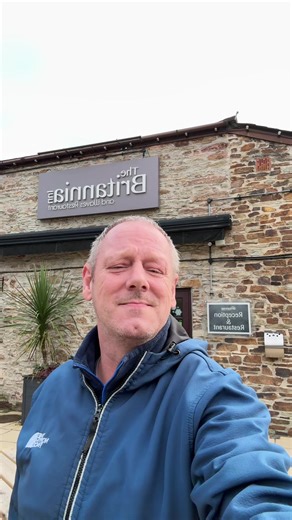 Allen libby🇬🇧🇹🇭🇬🇧🇹🇭 (@allenlibby)’s videos with som original - adancito