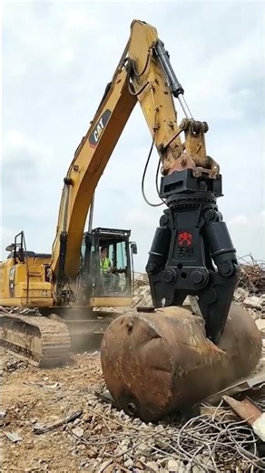 Heavy Machines Working at Full Speed