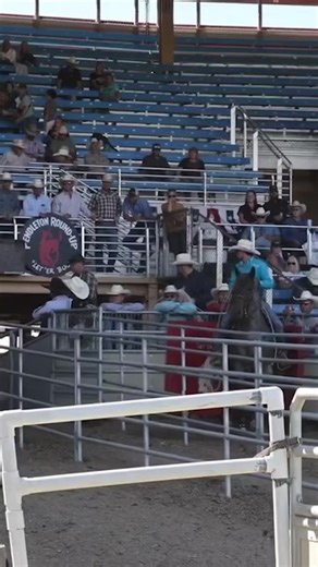Rahlmann & Torres are clearly on a MISSION 🔥 6.2 in round 2 of the Pendleton Round-Up to put them solid in the average. Coverage from the road brought to you by Soft-Ride Equine Comfort Boots, Resistol, Fast Back Ropes & CSI Saddlepads. | The Team Roping Journal Magazine