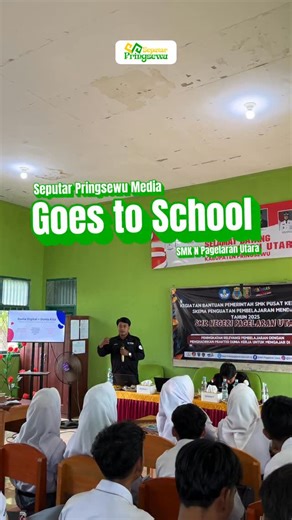 PRINGSEWU | INFO SEPUTAR PRINGSEWU on Instagram: "📸 Seru banget, Lur! Kegiatan Seputar Pringsewu Media Goes to School bareng pelajar SMK Negeri Pagelaran Utara sukses penuh antusiasme 🙌 Banyak hal seru yang kita bahas bareng, mulai dari dunia video editing hingga cara bikin konten yang menarik dan profesional! 🔥 Anak-anaknya kreatif banget, banyak ide-ide keren yang lahir dari sesi kali ini 🎥✨ Kira-kira, next kita ke sekolah mana lagi nih, Lur? 👀 Tulis di kolom komentar yaa! 💬 Original Con