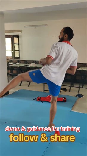 if U are a practical coach ur pupils understand you much better and fast.Al-Fateh martial arts acdmy