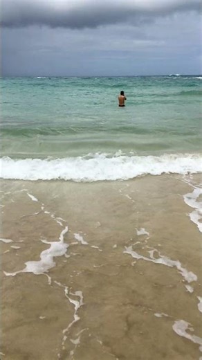 Beach day level: Puerto Rico 🇵🇷🏝️🌊