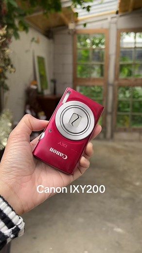 Canon IXY 200 Digital Camera Review
