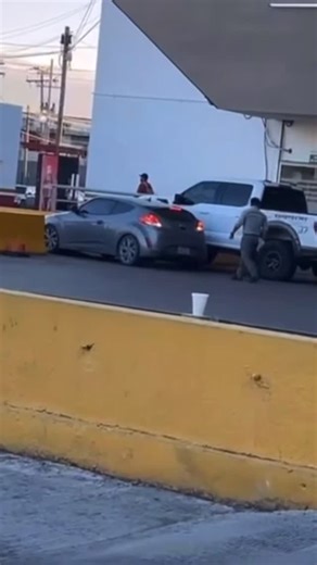 Baja prerunners on Instagram: "😮😮 #raptor #fordraptor #offroad #mexico #bfgoodrich #baja #prerunner #racing #bajacalifornia #viralreels #viralreels❤️"