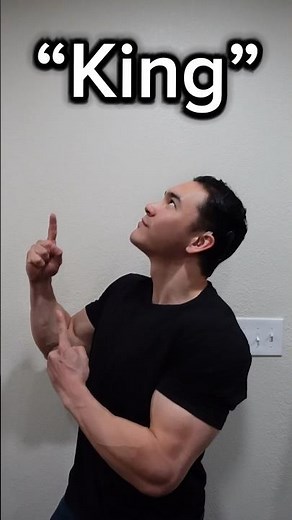 Learn ASL “King” #americansignlanguage #asl #deaf #hardofhearing #education #english #king #learn