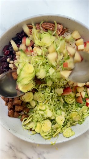 352K views · 1.8K reactions | With its combination of gorgeous pearl barley, shaved Brussels sprouts, easy roasted tempeh, crunchy pecans, apples, and dried cranberries, this salad is a nutritional powerhouse. Whether you are meal-prepping for the week or need a quick, satisfying salad for thanksgiving, this salad recipe is a must-try! And with the tempeh – it packs an amazing 30g of protein per portion – not bad for a salad, right? | Helen Ridgeway Nutrition | Facebook