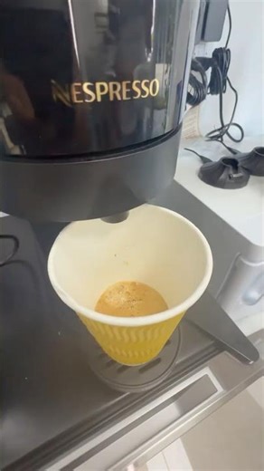 Frothy Coffee with an Electric Milk Frother | At the Barbershop (Part 1)